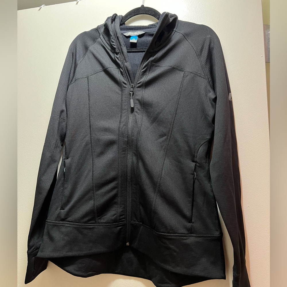 Perfect light weather athletic Eddie Bauer jacket!